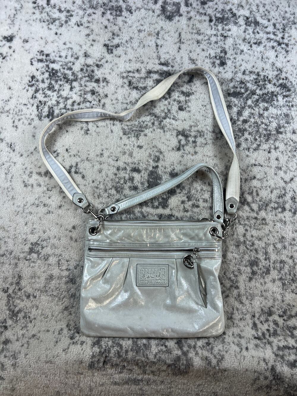 Coach Poppy White Pearl Champagne Silver Small Shoulder Bag Handbag Purse USED
